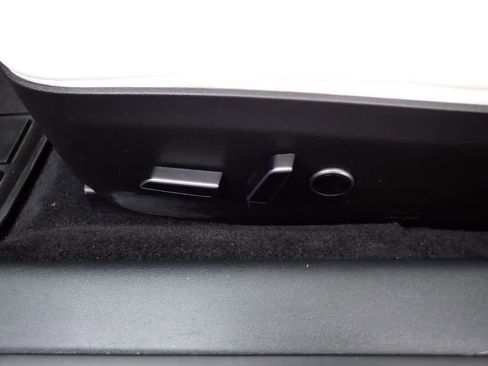 Used 2023 Tesla Model 3 Long Range image 17