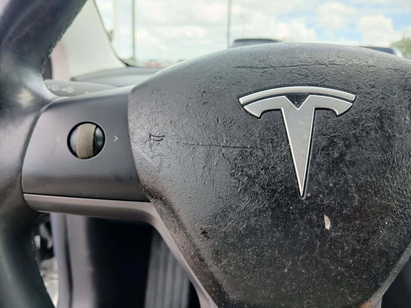 Used 2018 Tesla Model 3 Long Range RWD image 26