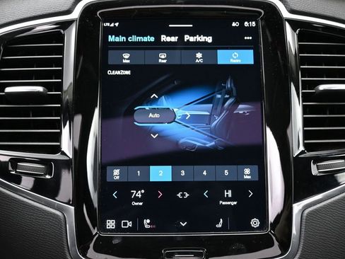 Used 2024 Volvo XC90 B5 Plus image 24