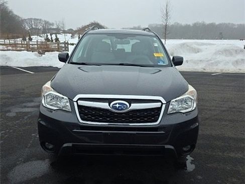 Used 2016 Subaru Forester 2.5i Premium image 2