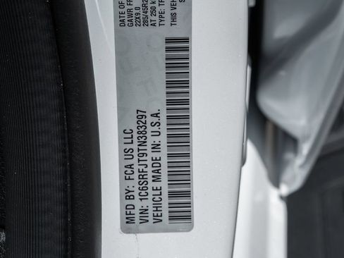 New 2026 RAM 1500 Laramie AWD/4WD image 49