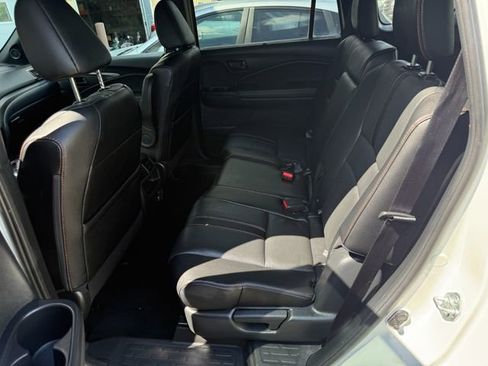 Used 2022 Honda Passport TrailSport image 7