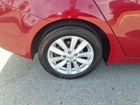 Used 2016 Kia Forte LX w/ LX Popular Plus Package image 4