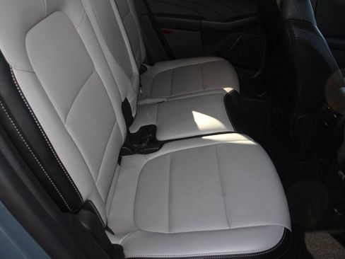 Certified 2023 Ford Escape Platinum FWD image 25
