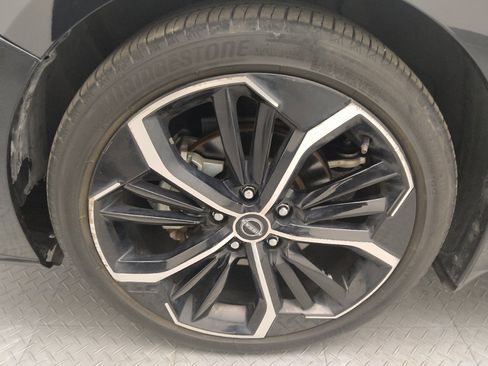 Used 2024 Nissan Altima 2.5 SR FWD image 31
