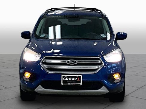 Used 2018 Ford Escape SE FWD image 3