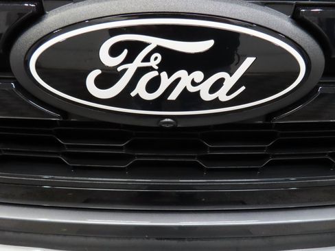 Used 2025 Ford F150 Lariat image 52