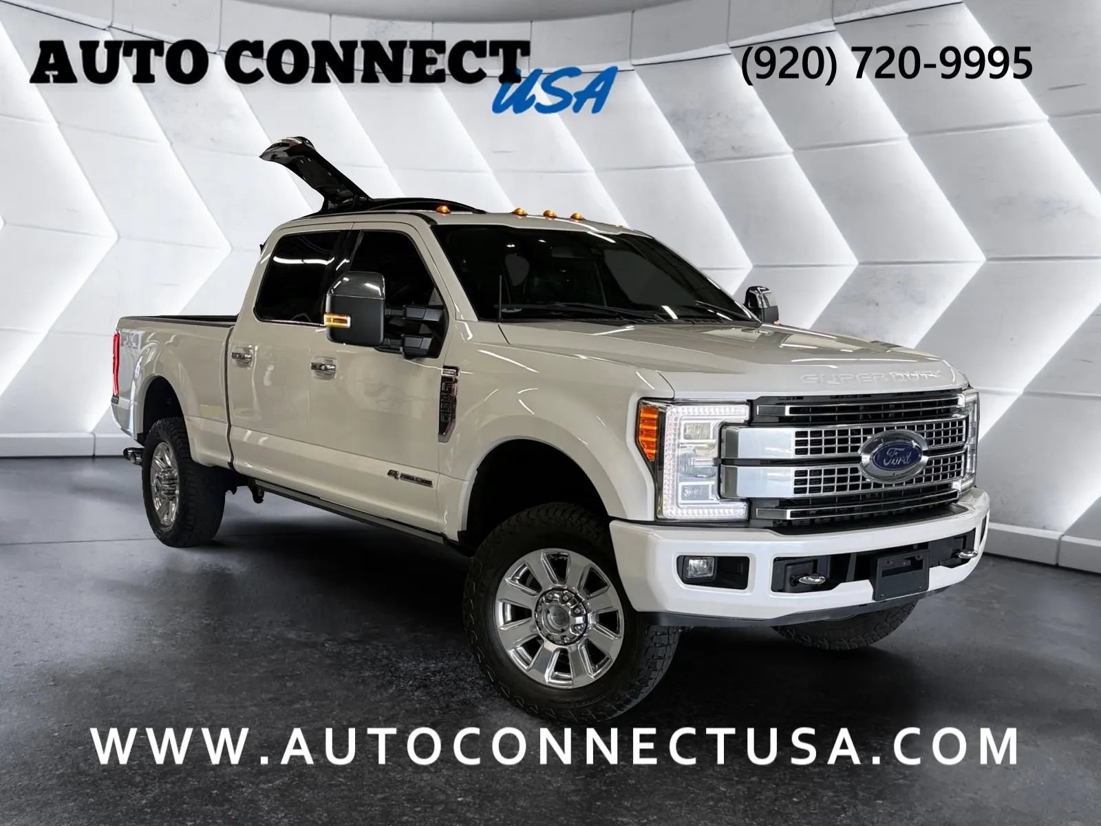 Used 2017 Ford F350 Platinum w/ Platinum Ultimate Package AWD/4WD image 3