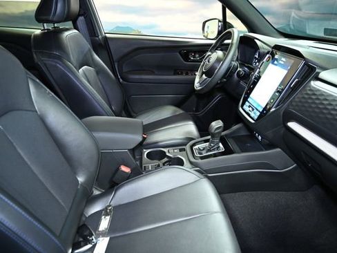 Certified 2025 Subaru Forester Limited image 46