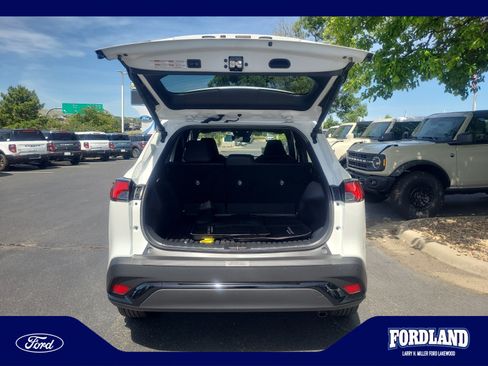 Used 2023 Toyota Corolla Cross AWD Hybrid w/ Convenience Package image 33