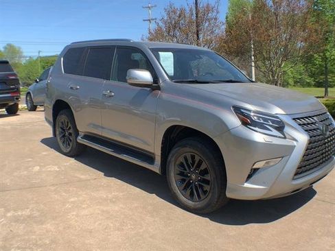 Used 2020 Lexus GX 460 Premium image 2