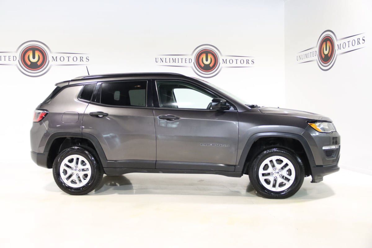 Used 2018 Jeep Compass Sport AWD/4WD image 5