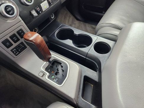Used 2011 Toyota Sequoia Platinum AWD/4WD image 26