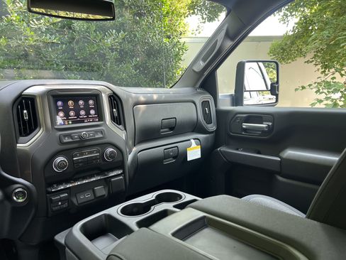 New 2026 Chevrolet Silverado 2500 Custom w/ Custom Value Package AWD/4WD image 25