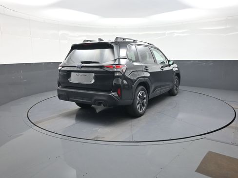 New 2026 Subaru Forester Premium AWD/4WD image 3