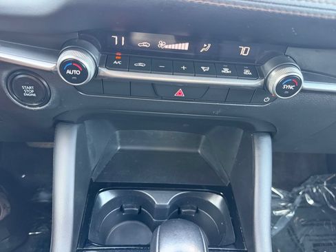 Used 2025 MAZDA MAZDA3 s Sport FWD image 25