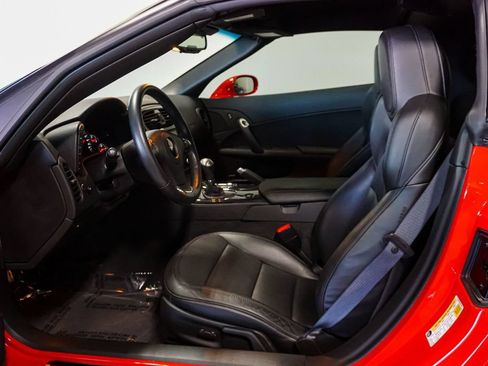 Used 2012 Chevrolet Corvette Grand Sport w/ 2LT Preferred Equipment Group RWD image 8