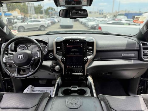 Used 2019 RAM 1500 Laramie AWD/4WD image 12
