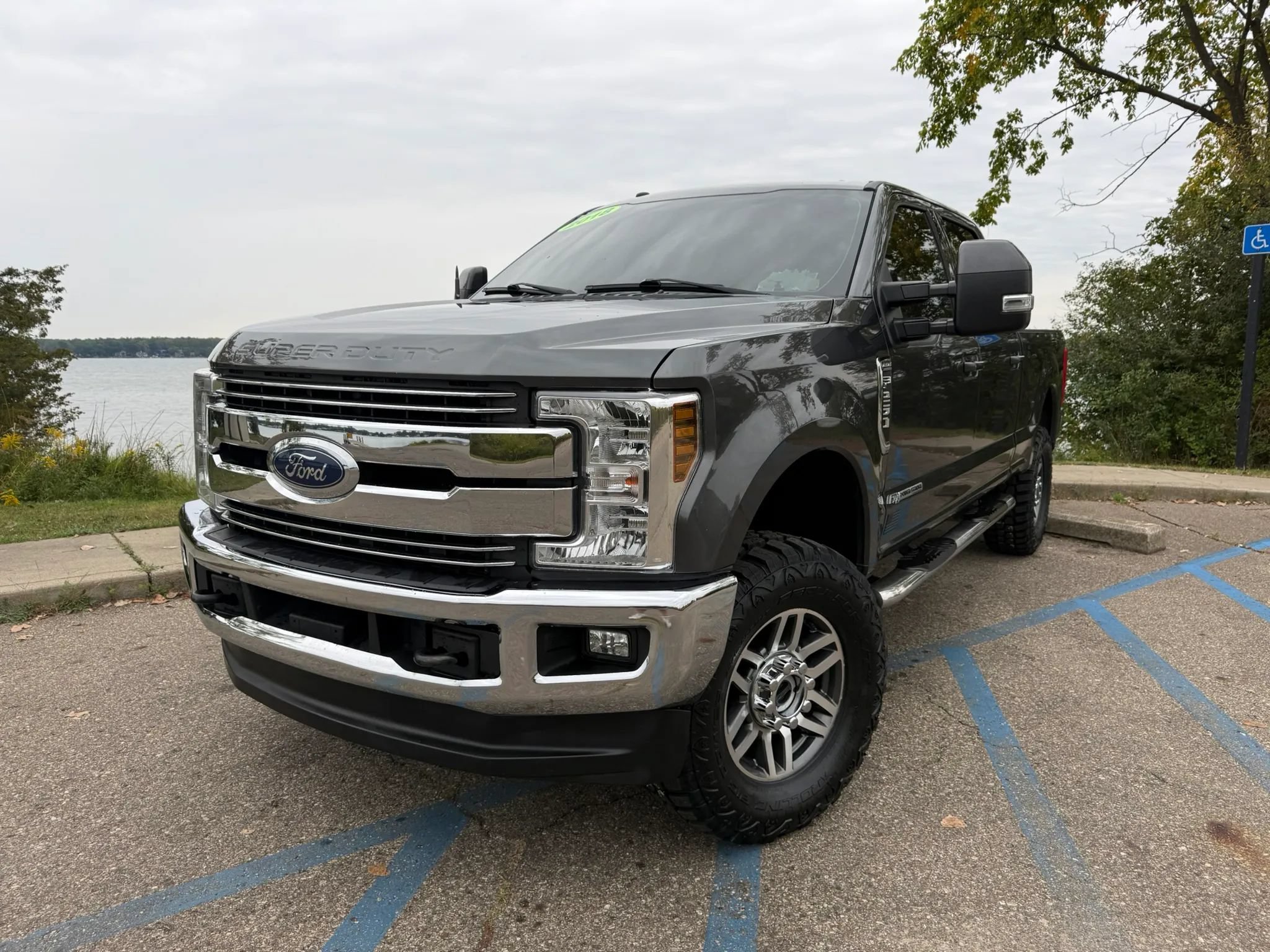 Used 2018 Ford F250 Lariat AWD/4WD image 1