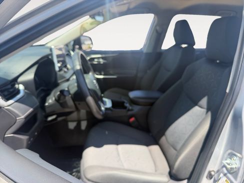 Certified 2025 Toyota RAV4 XLE w/ Weather Package AWD/4WD image 9