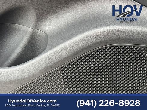 New 2025 Hyundai Santa Cruz Limited image 17