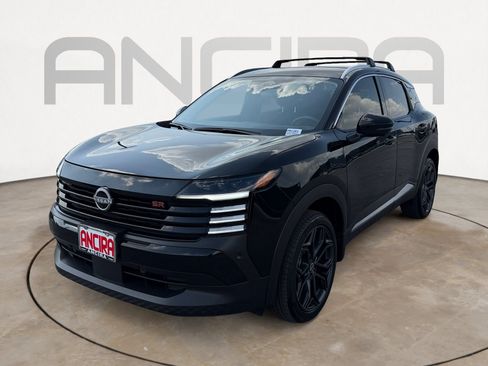 Used 2026 Nissan Kicks SR FWD image 6