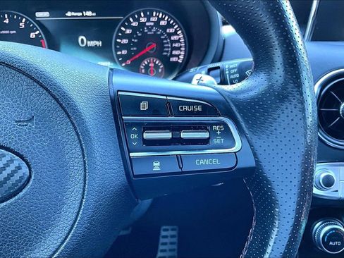 Used 2018 Kia Stinger GT2 image 19