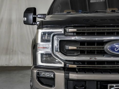 Used 2020 Ford F250 King Ranch w/ King Ranch Ultimate Package AWD/4WD image 39