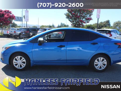 Used 2024 Nissan Versa S w/ Trunk Package FWD image 2