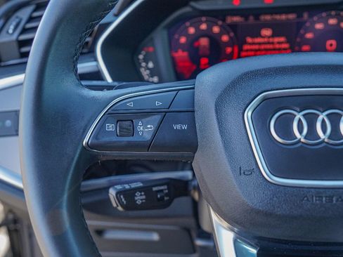 Certified 2025 Audi Q3 2.0T Premium Plus w/ Premium Plus Package image 11