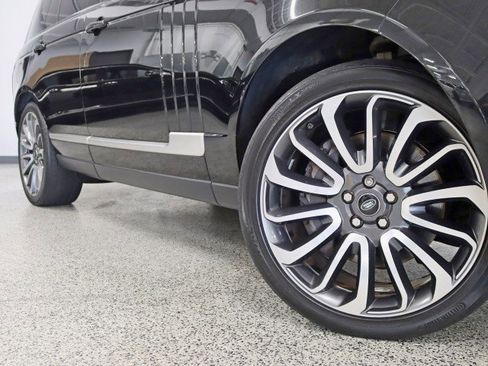 Used 2016 Land Rover Range Rover Supercharged image 4