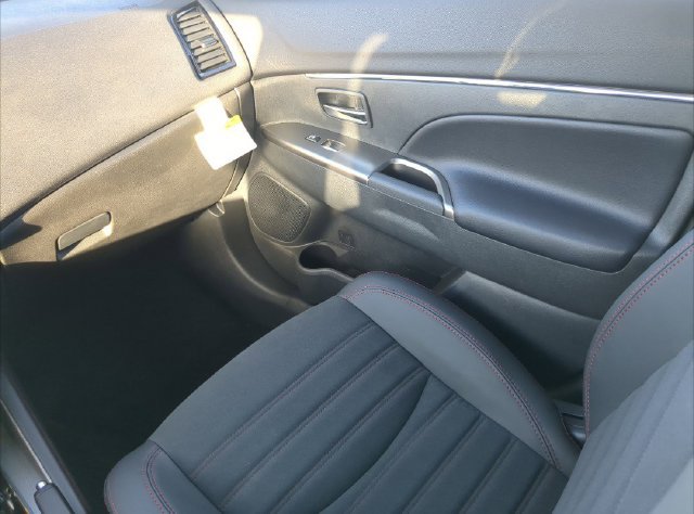 New 2027 Mitsubishi Outlander Sport SE AWD/4WD image 18
