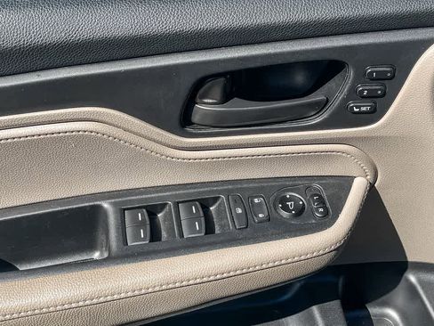 Used 2019 Honda Odyssey EX-L image 15