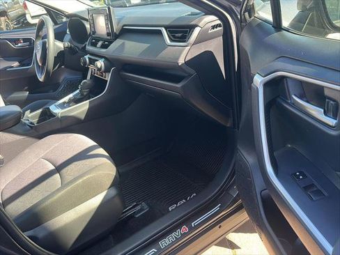 Certified 2019 Toyota RAV4 XLE image 14