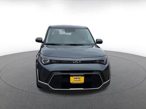 Used 2025 Kia Soul LX w/ LX Technology Package FWD image 4