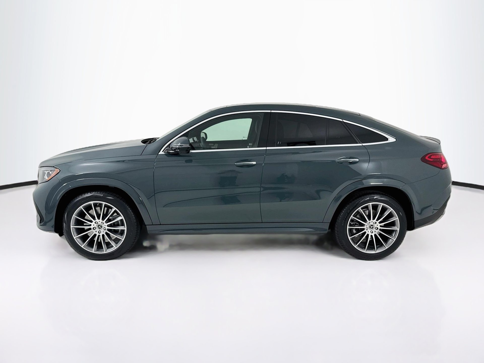 New 2027 Mercedes-Benz GLE 450 4MATIC Coupe image 5