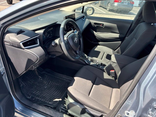 Used 2025 Toyota Corolla LE FWD image 67
