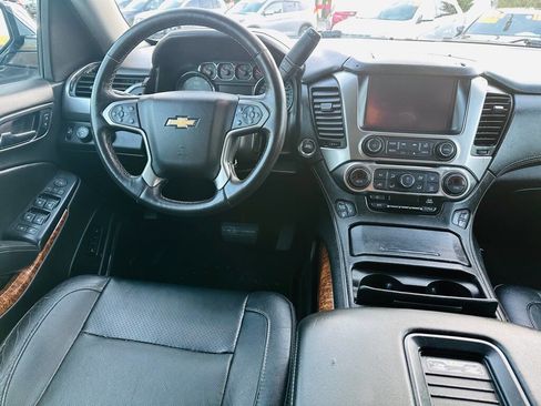 Used 2018 Chevrolet Suburban Premier AWD/4WD image 10