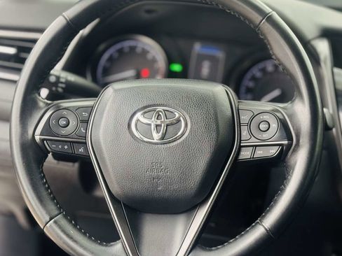 Used 2021 Toyota Camry SE image 26