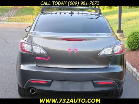 Used 2010 MAZDA MAZDA3 i Touring image 8