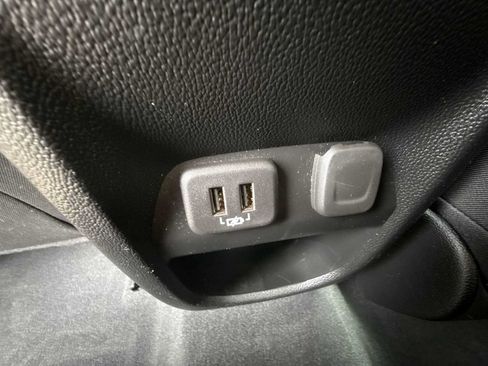 Certified 2022 Chevrolet Colorado LT w/ LT Convenience Package AWD/4WD image 19