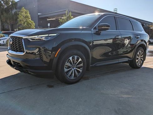 Used 2023 INFINITI QX60 Pure w/ Cargo Package image 10