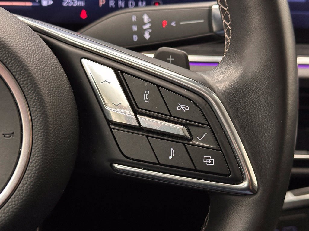 Used 2024 Buick Envision Preferred AWD/4WD image 11