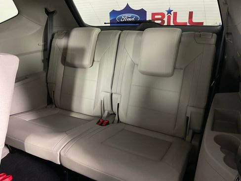 Used 2022 Volkswagen Atlas SE FWD image 15