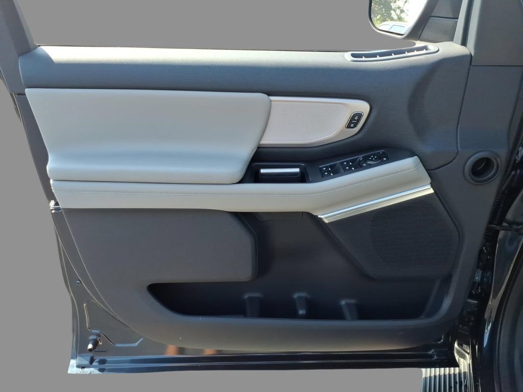 New 2026 Ford Expedition Max Active AWD/4WD image 15