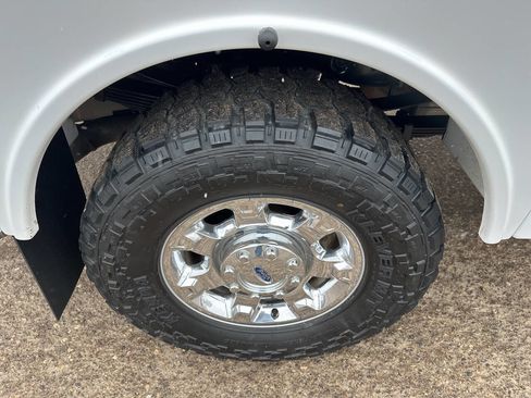 Used 2010 Ford F350 XL image 12