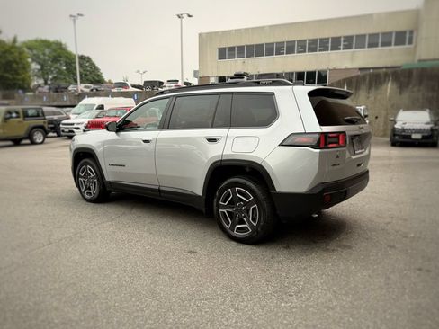 New 2026 Jeep Cherokee Laredo AWD/4WD image 12