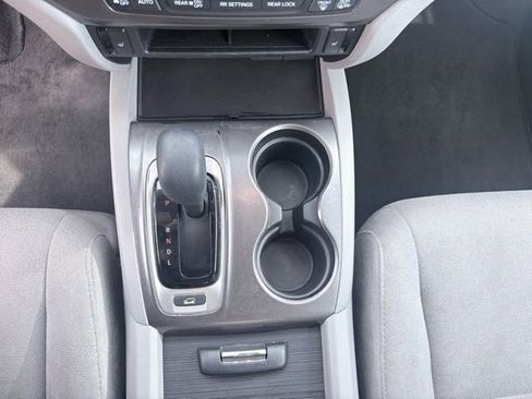 Used 2020 Honda Pilot EX image 14