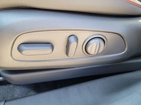 New 2026 Chevrolet TrailBlazer RS w/ Convenience Package image 22