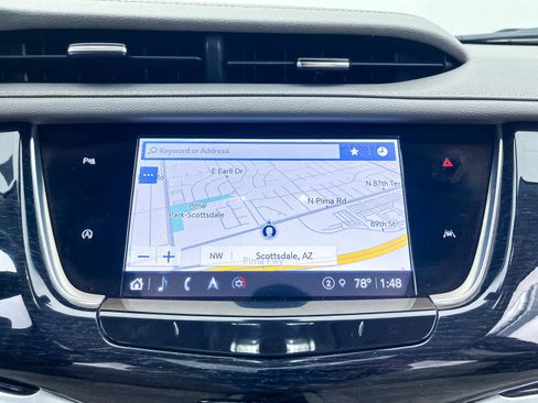 Used 2024 Cadillac XT6 Premium Luxury image 8